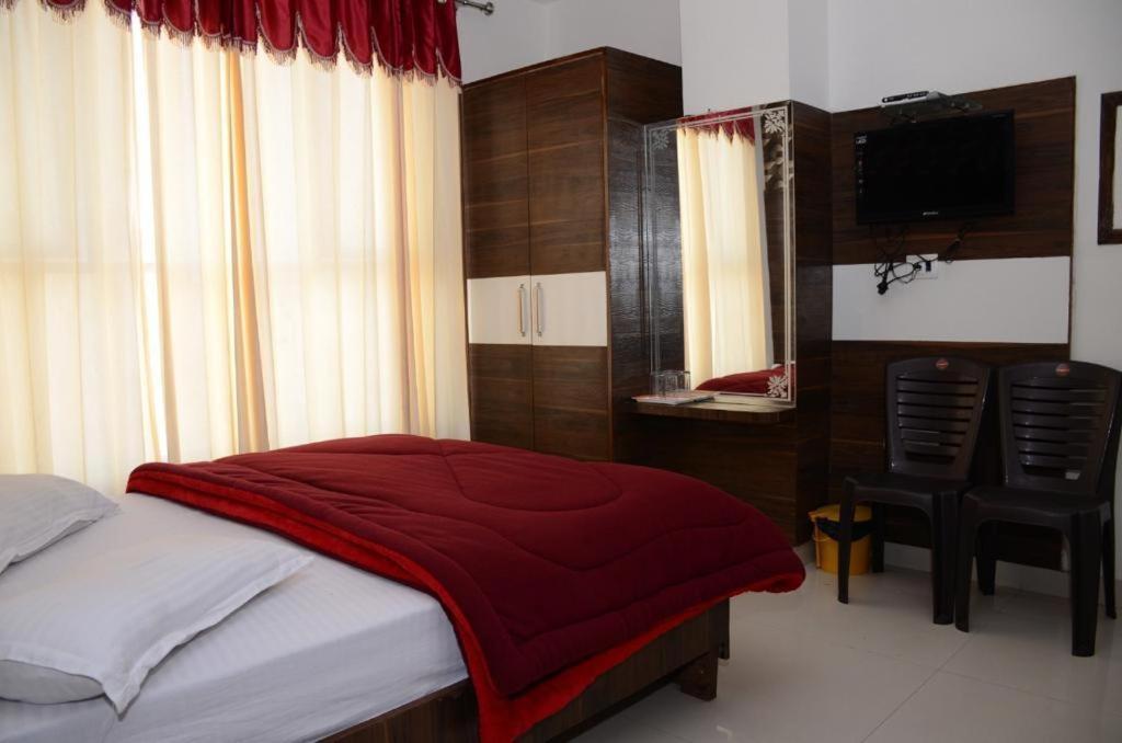 Hotel Robin Inn Амритсар Екстериор снимка