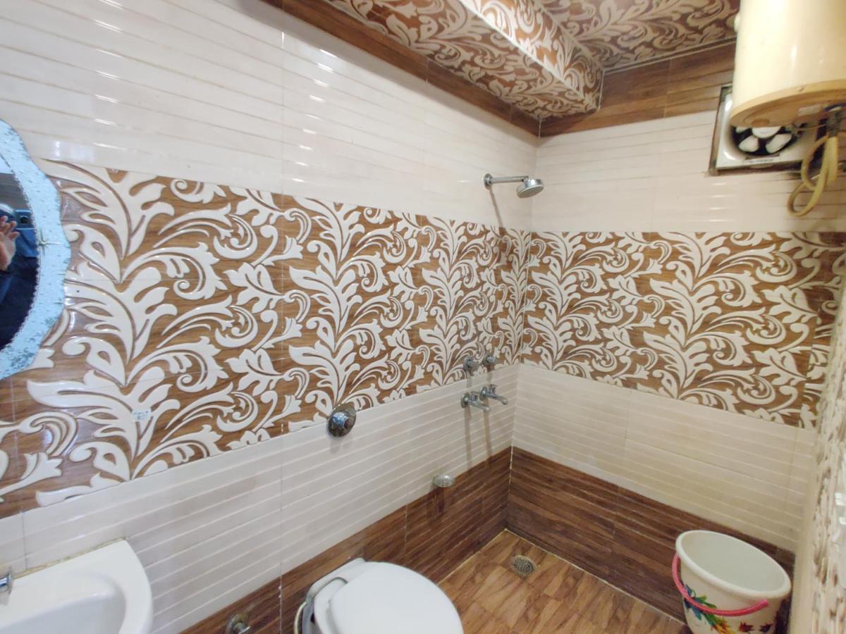 Hotel Robin Inn Амритсар Екстериор снимка