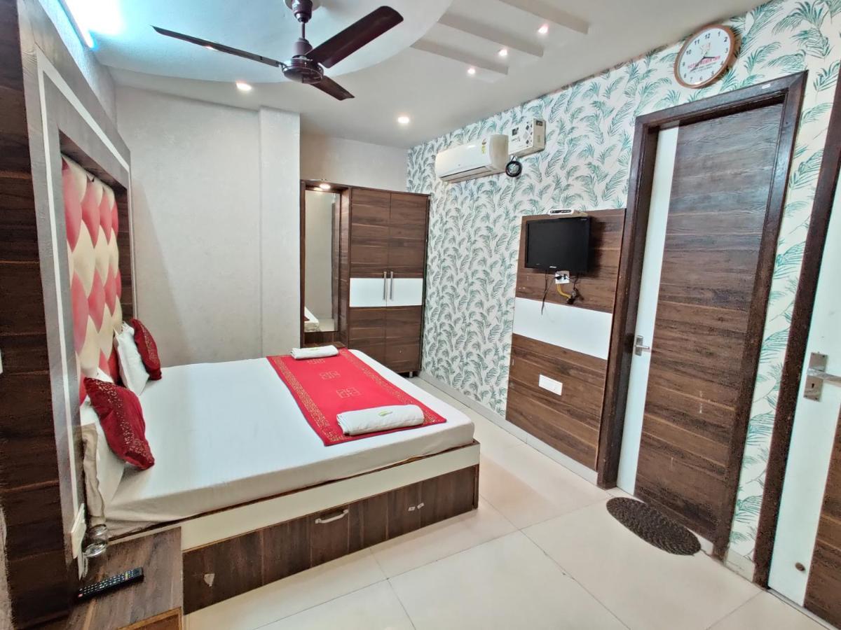 Hotel Robin Inn Амритсар Екстериор снимка