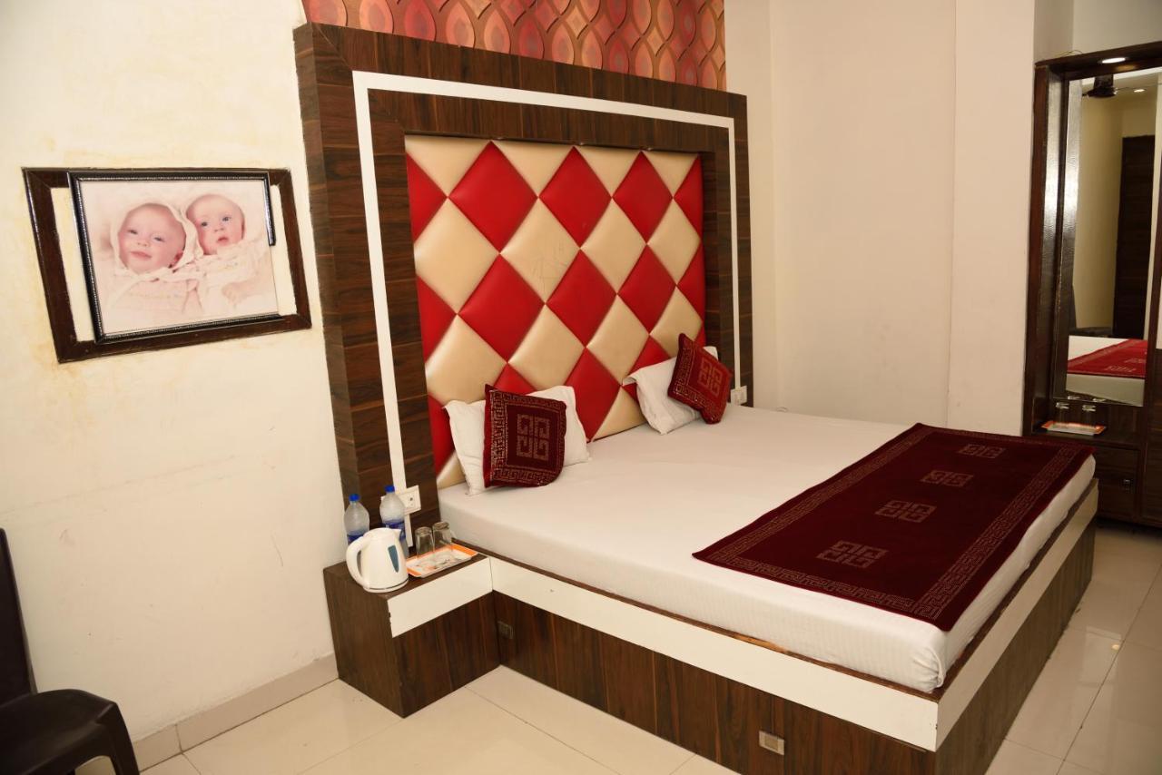 Hotel Robin Inn Амритсар Екстериор снимка