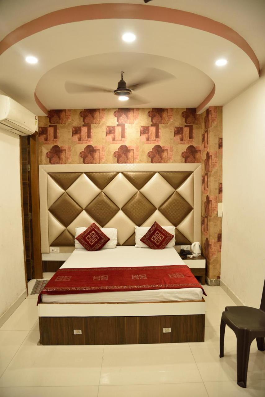Hotel Robin Inn Амритсар Екстериор снимка